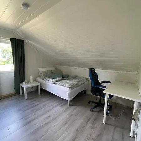Tatil Evi Enebolig Til 9 Gjester Naer Oslo Lufthavn *